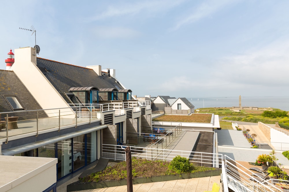 Superior Double or Twin Room, Sea View photo 3