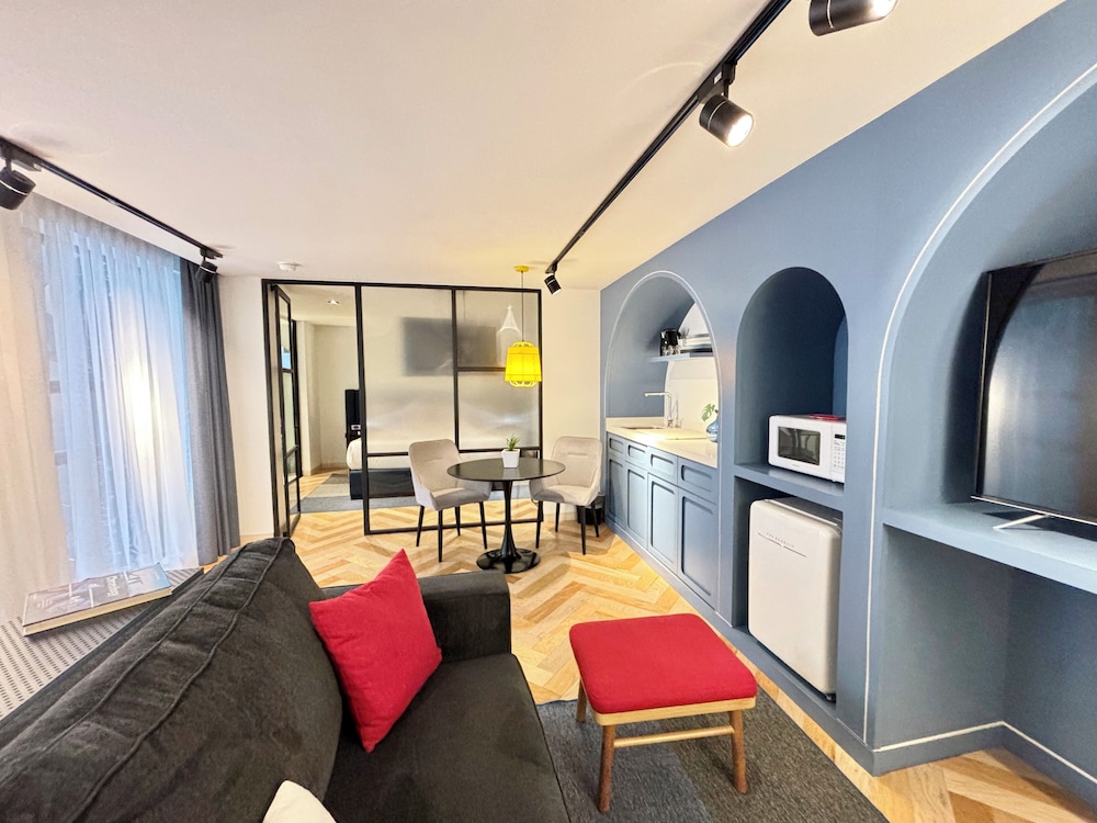 Superior Apartment, 1 Bedroom - Photo 2