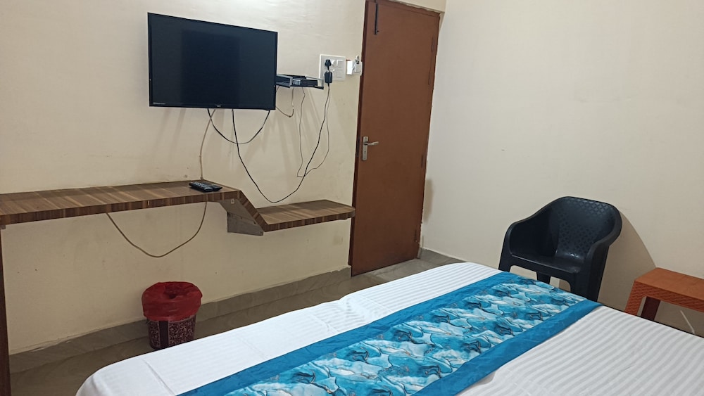 Standard Double Room - Photo 7