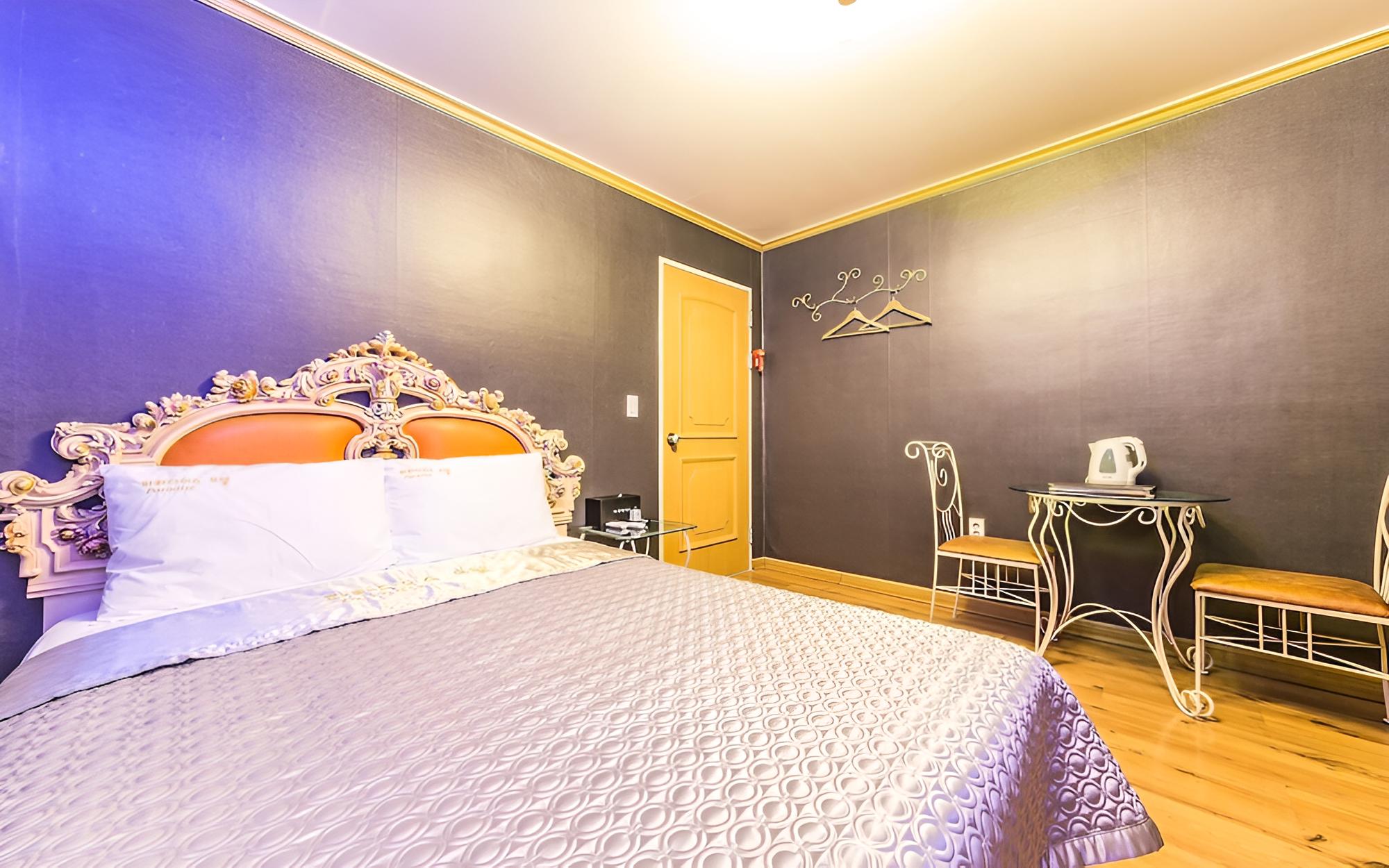 Room (Standard Room) - Photo 1