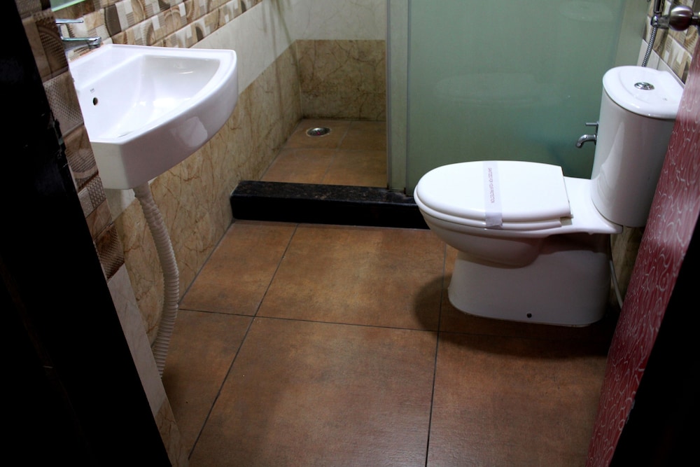 Classic Double Or Twin Room, 1 King Bed, Garden View, Mountainside photo 3