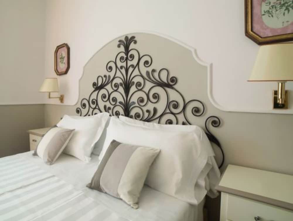 Comfort Double Room, Balcony - Photo 3