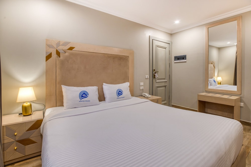 Economy Double Room, City View - Photo 1