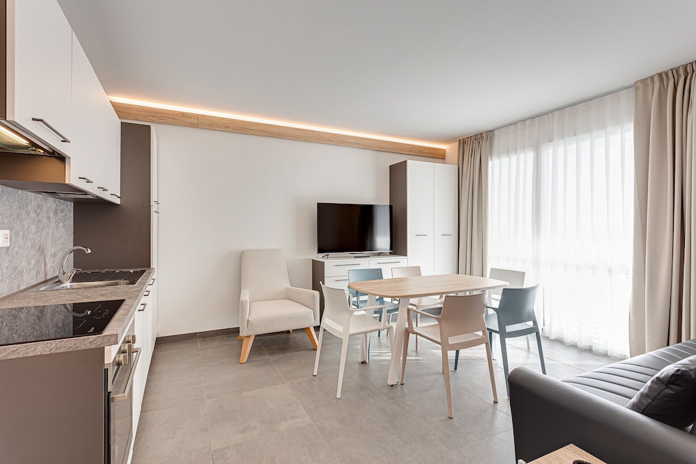 Apartment, 2 Bedrooms, Balcony (5 pax)