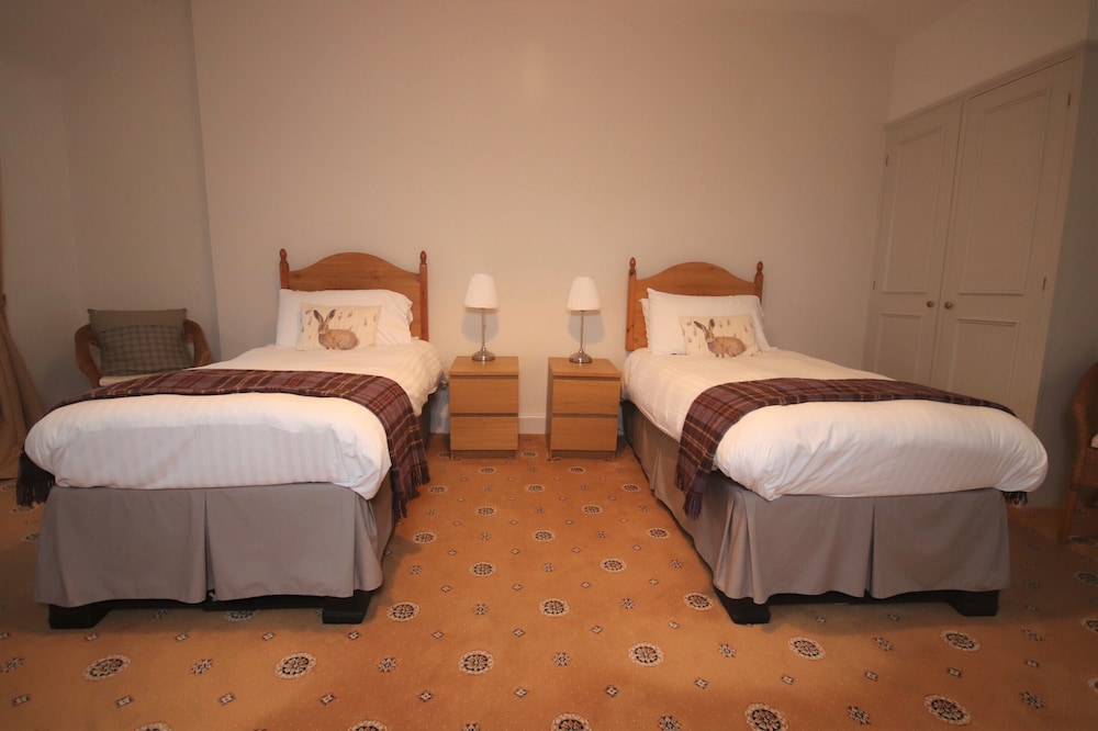 Twin Room, City View (Room 4) photo 2
