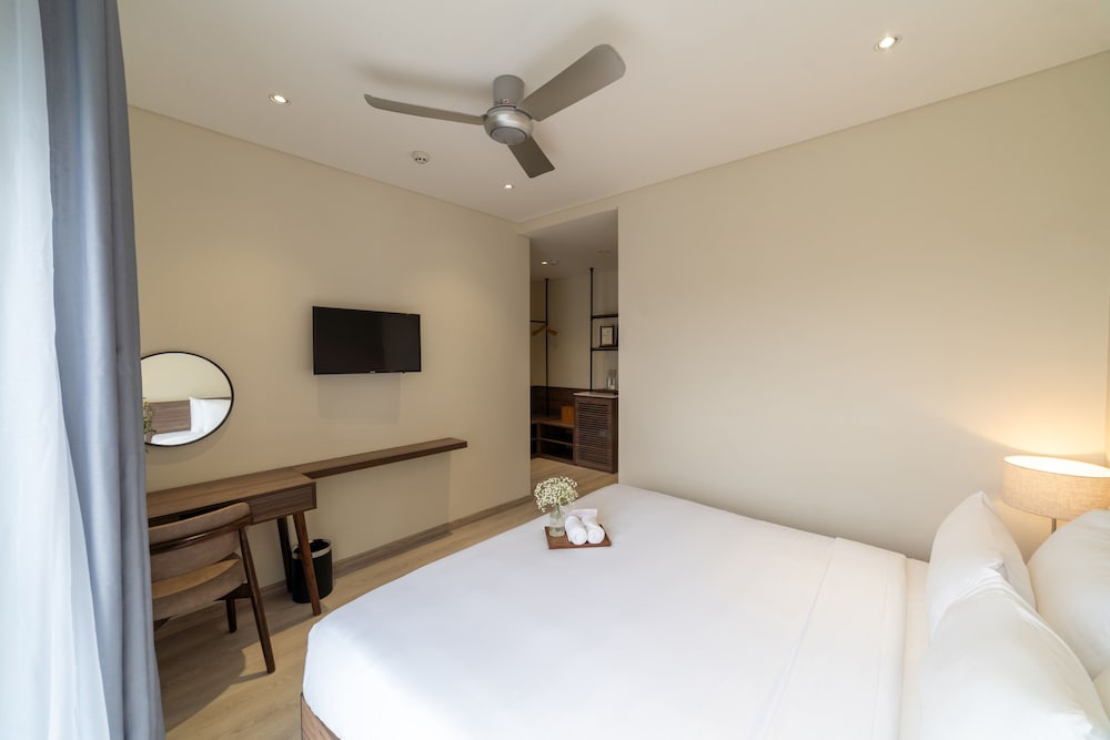 Premium Double Room - Photo 14