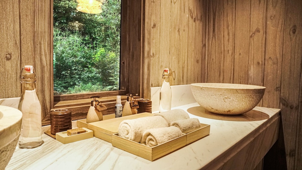 River View Suite - Photo 3