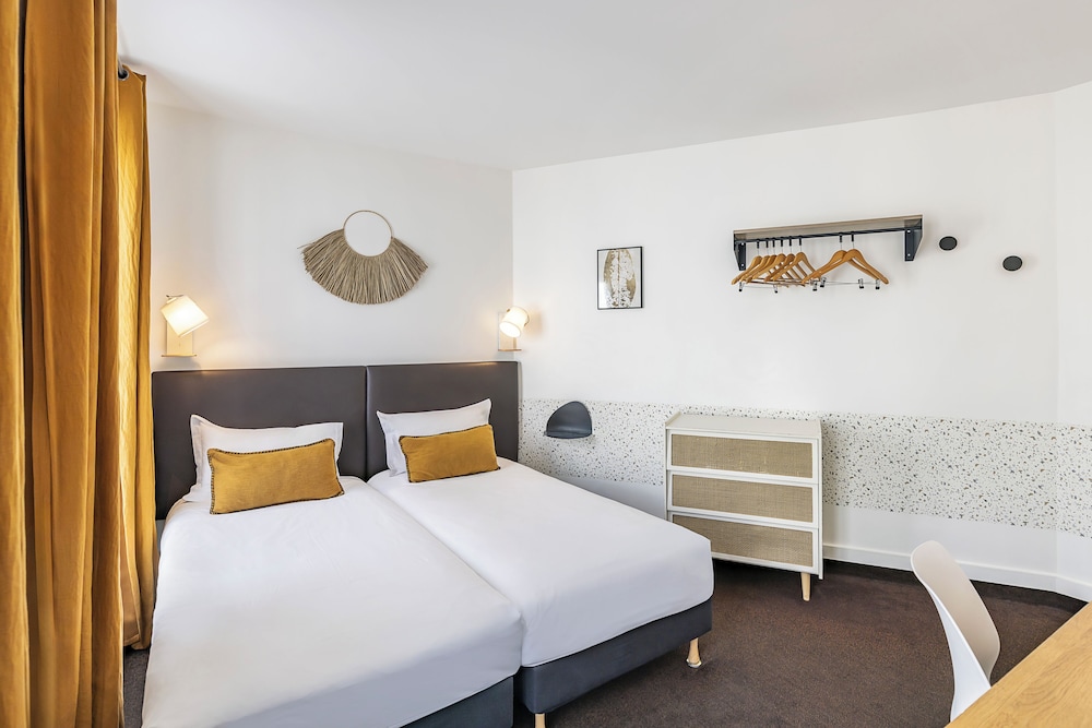 Superior Room, Multiple Beds