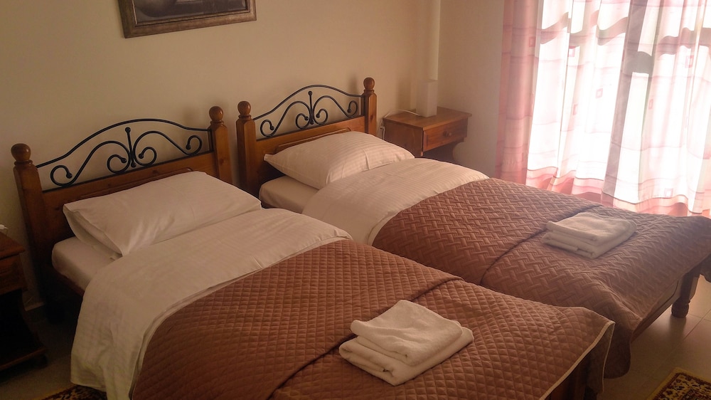 Comfort Apartment, 2 Bedrooms, Balcony, Sea View photo 3
