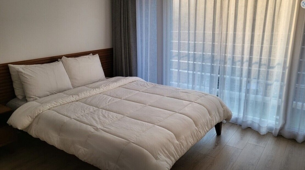 301 - Photo 3