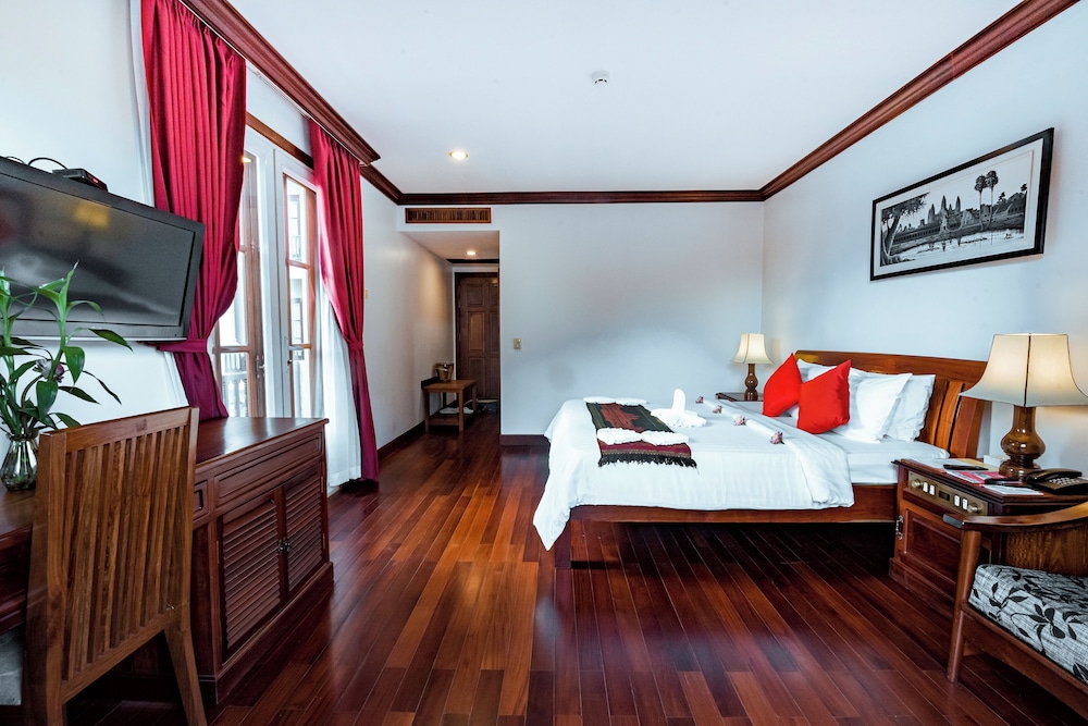 Deluxe Double Room, Pool View photo 2