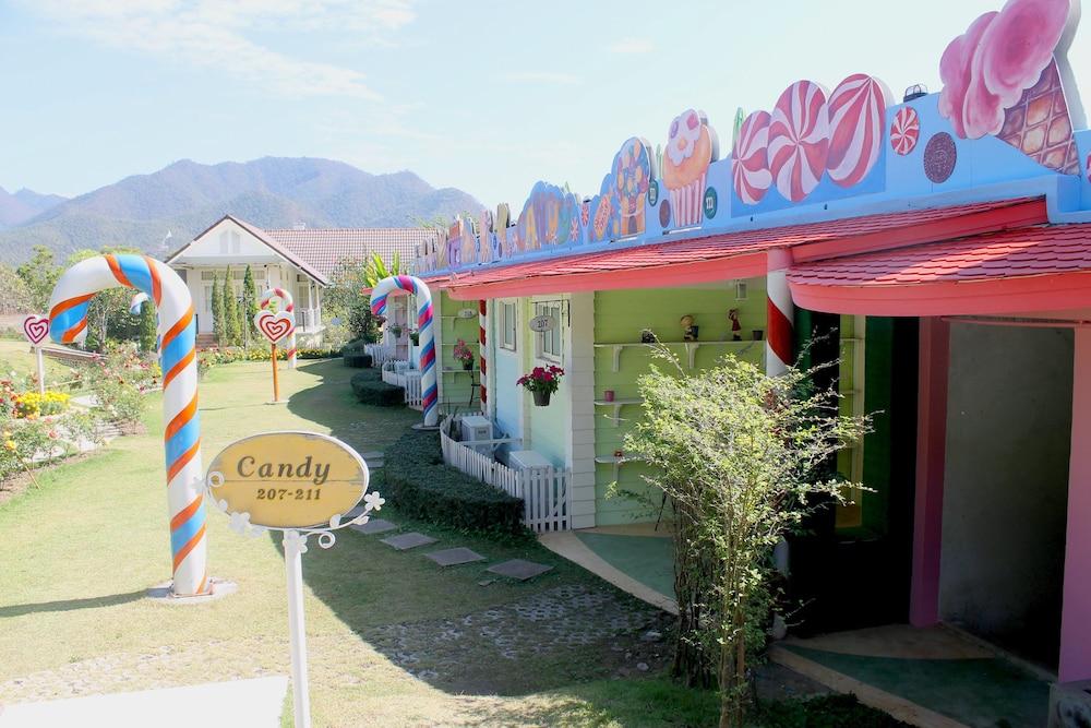 Candy Room photo 3