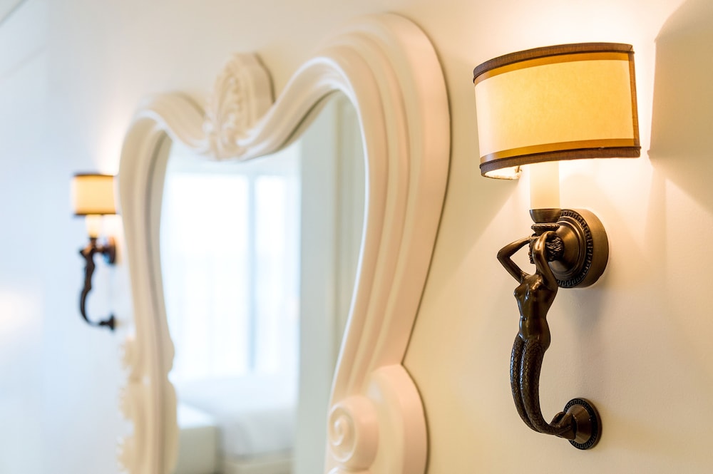 Room, 1 Bedroom (residence,1 King,fountain Vw,west Twr)