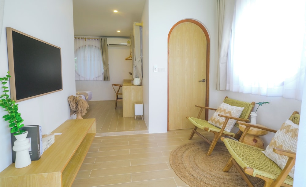 Private Beachfront Villa (112) - Photo 6
