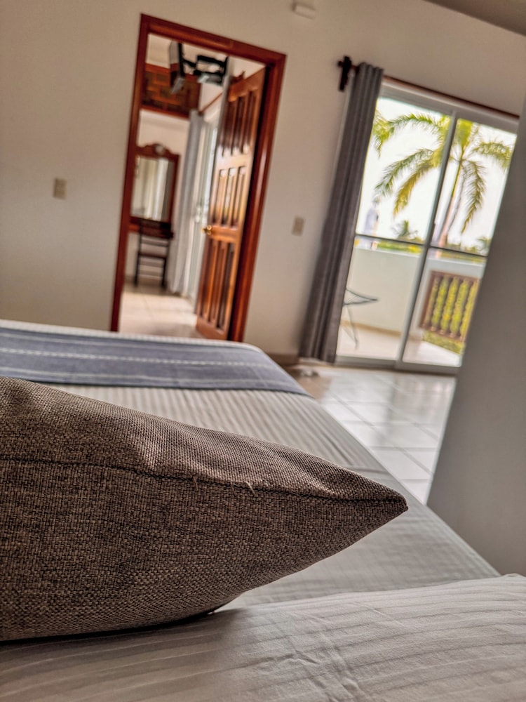 Standard Double Room, Balcony, Garden View photo 3
