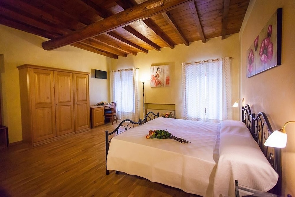 Deluxe Double Room, Non Smoking, Valley View photo 1