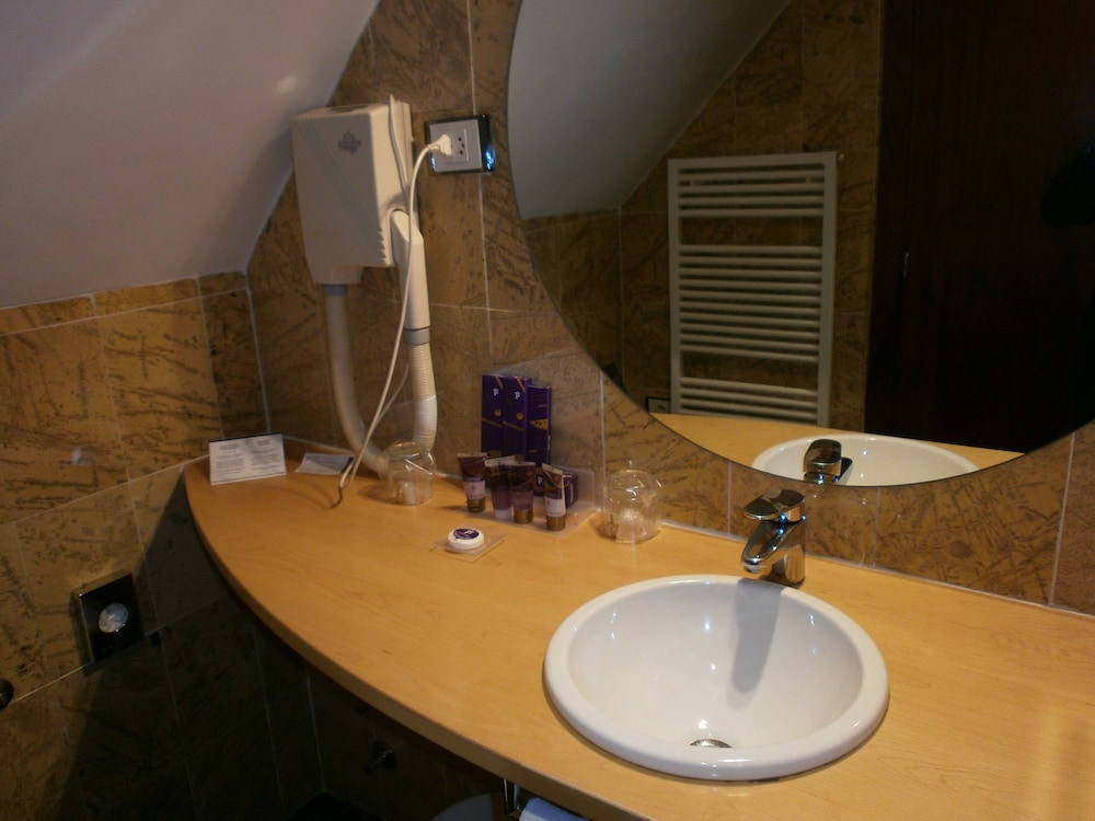 Basic Double Room - Photo 4
