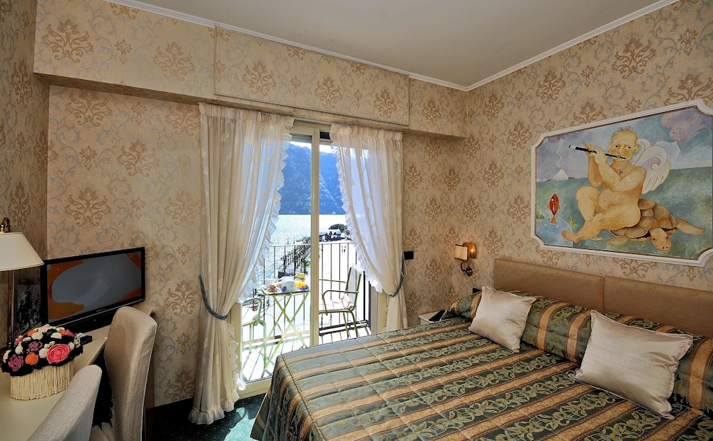 Double Room, Balcony, Lake View