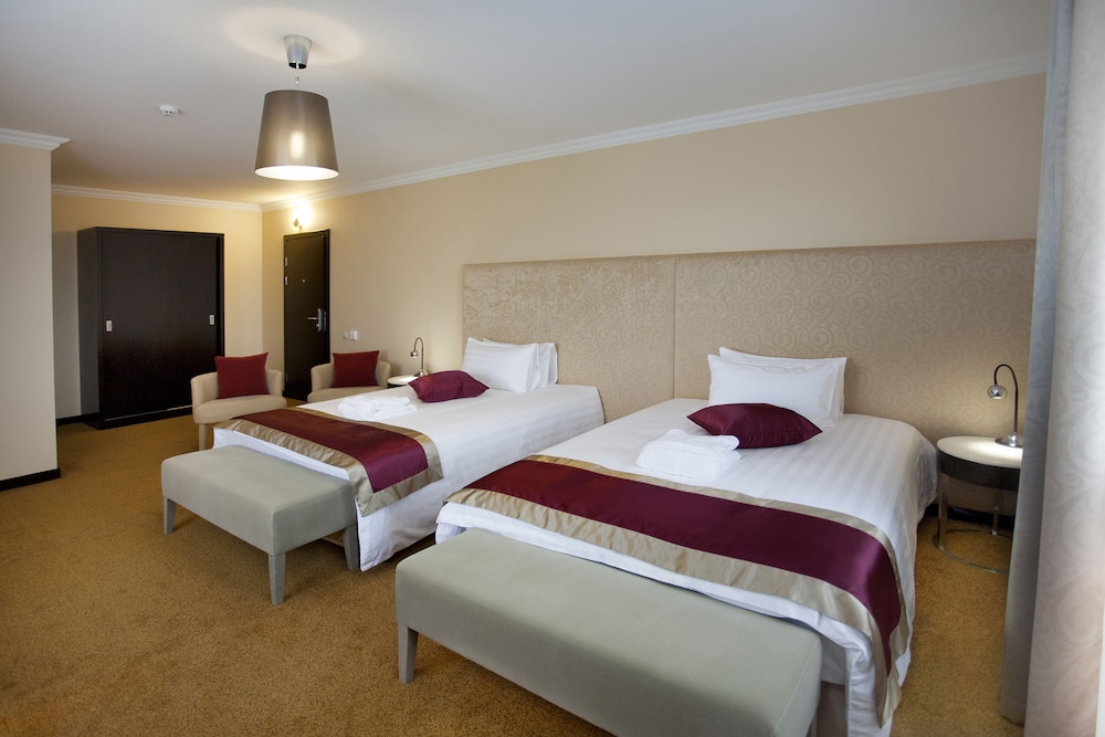 Junior Twin Room