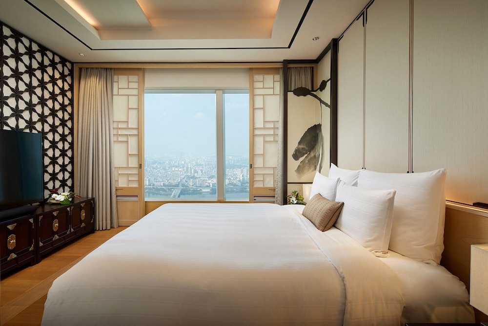 Suite (Korean)