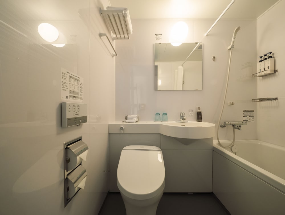 Moderate Triple Room, Non Smoking - Photo 5