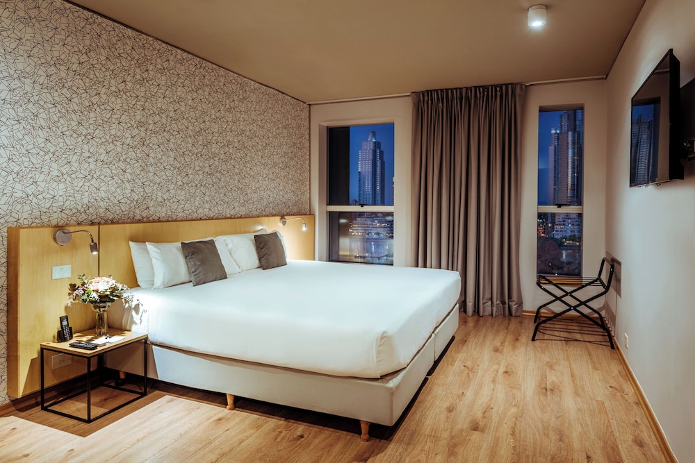 Junior Double Room, 1 King Bed, River View