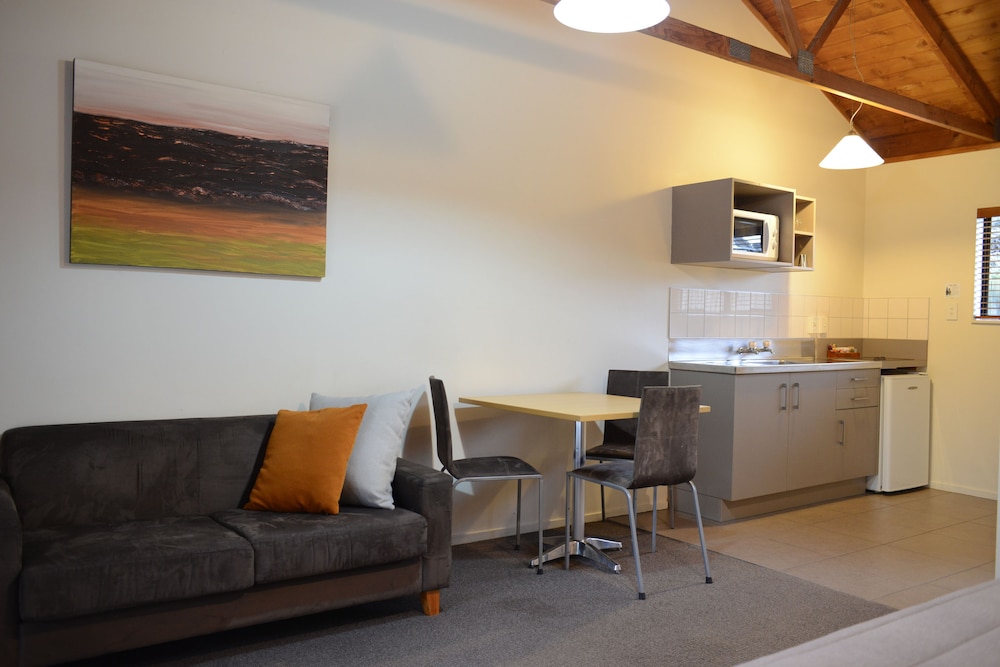 Premium Studio, Non Smoking, Kitchenette photo 2