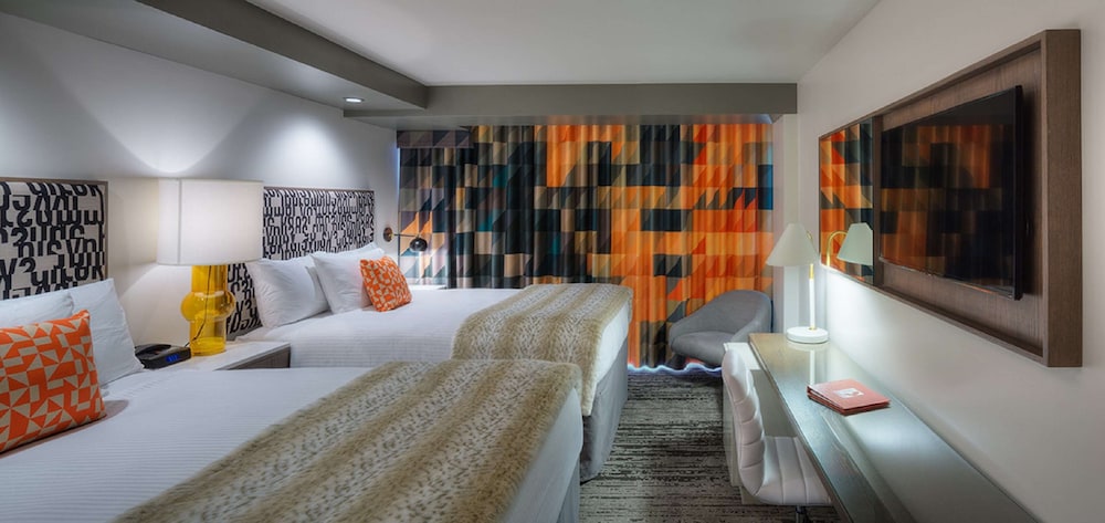 Standard Room, 2 Queen Beds, Accessible, Non Smoking - Photo 1