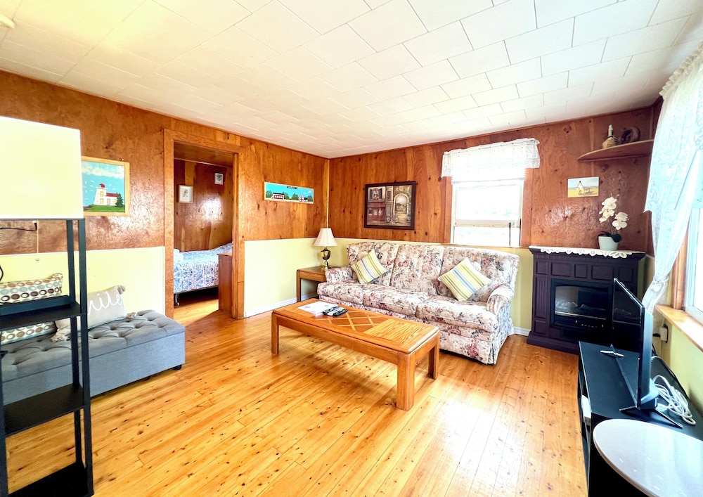 Economy House photo 1