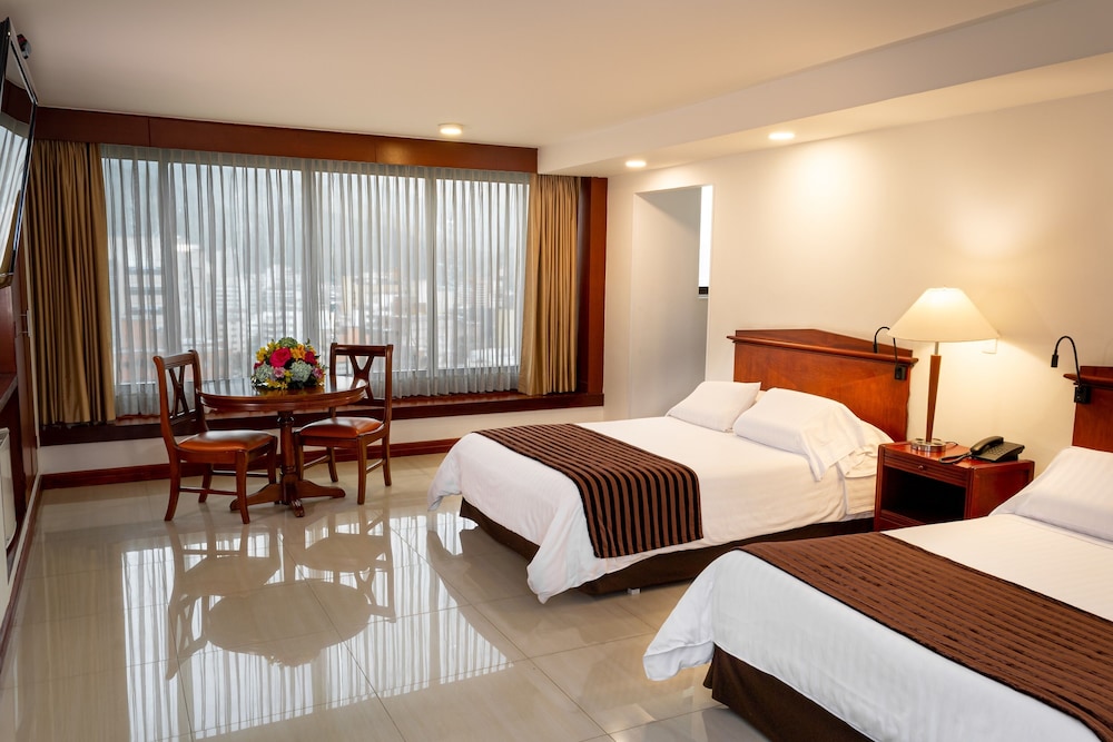 Executive Room, 2 Double Beds - Photo 1