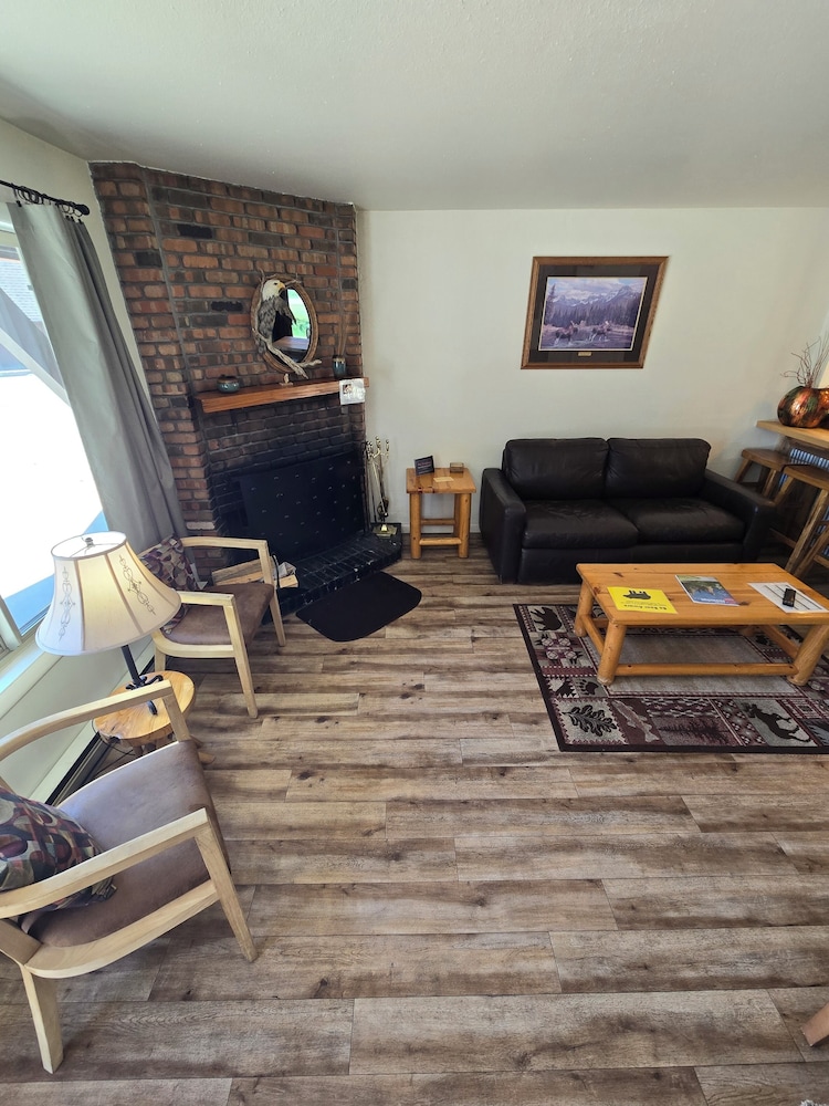 Deluxe Townhome