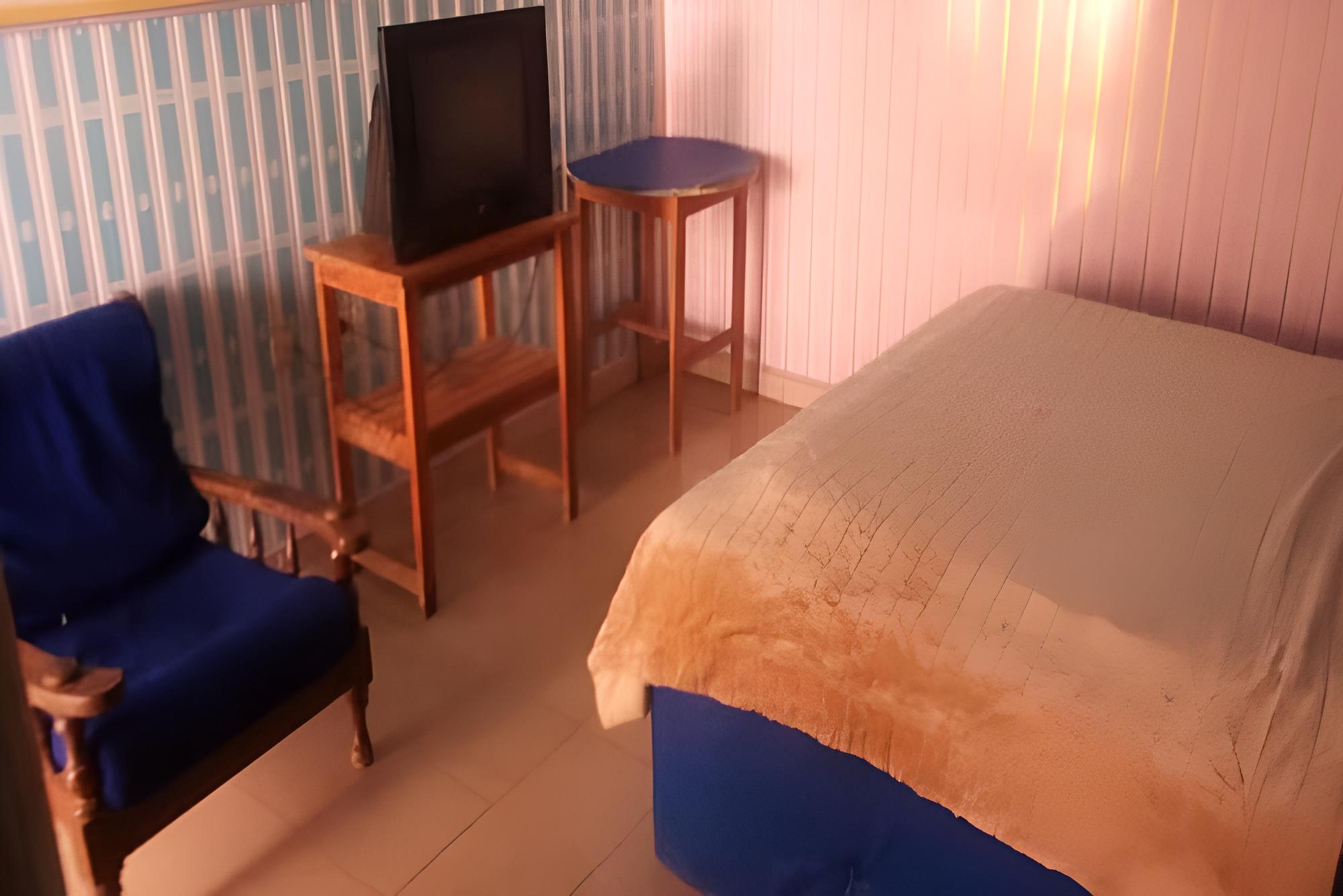 Single Room photo 3