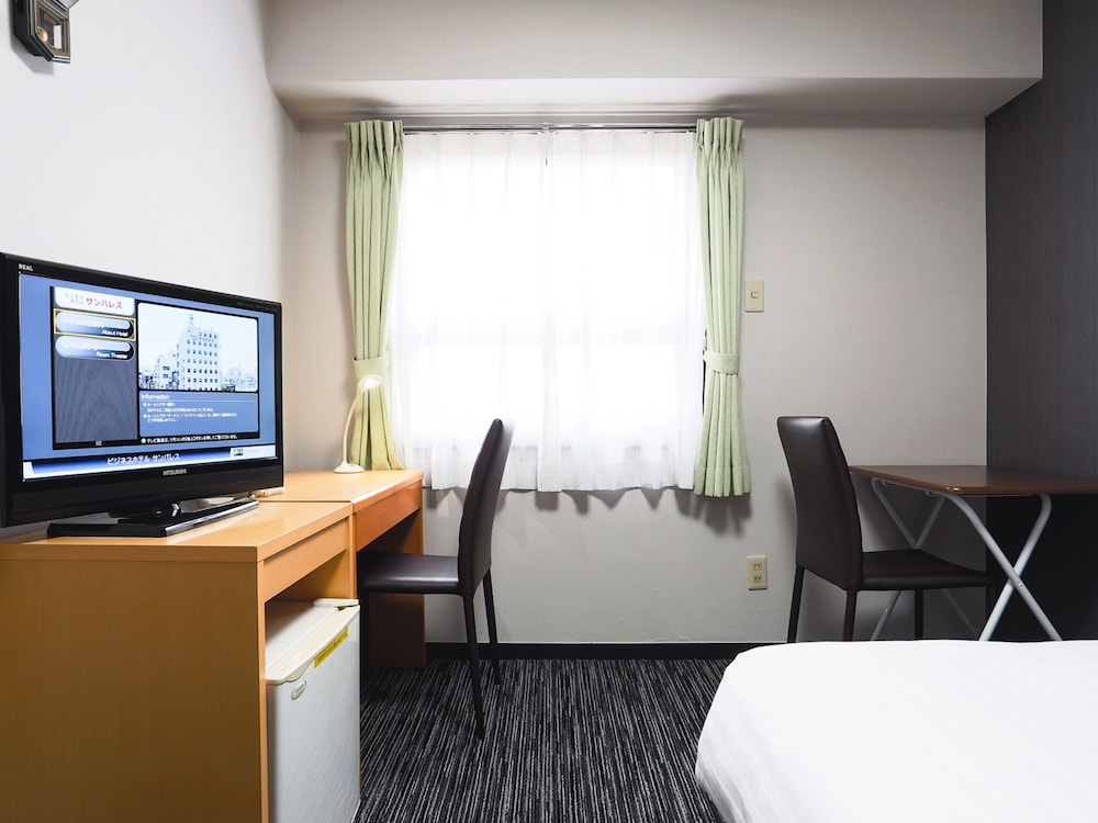 Single Room B (1 Large Single Bed), Smoking photo 3