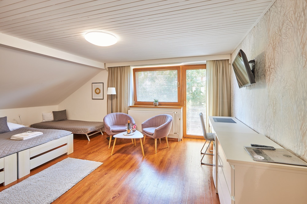 Double or Twin Room, City View (5) photo 3