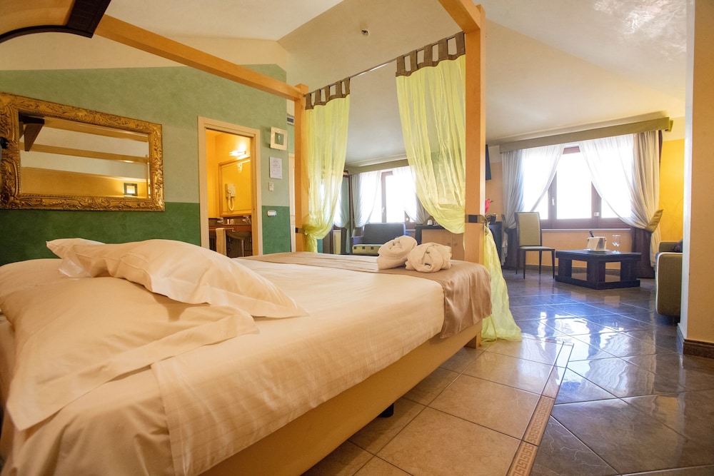 Family Suite photo 2
