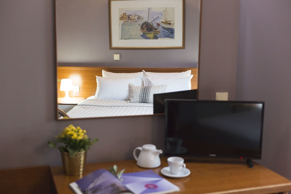 Standard Double Room - Photo 4