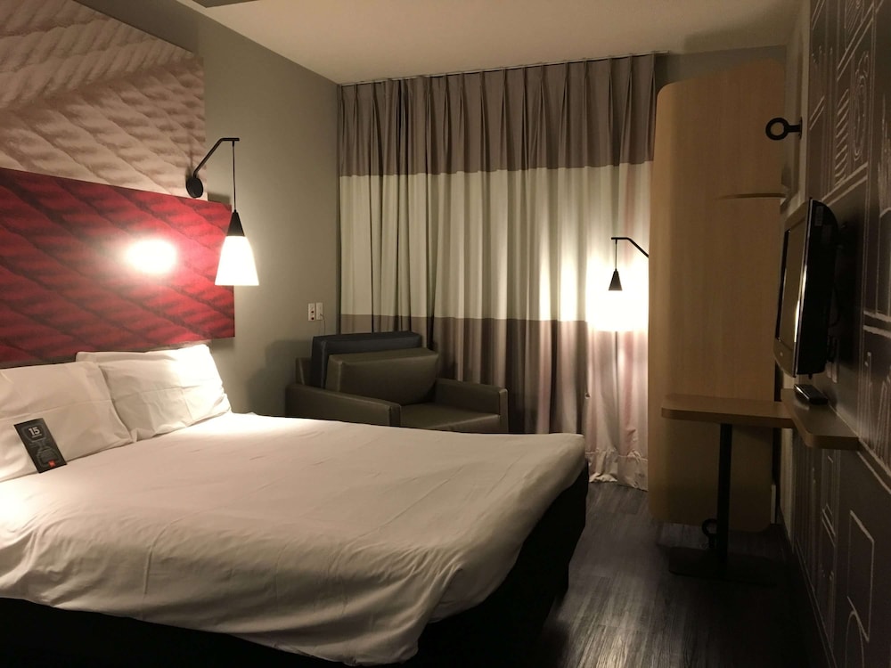 Room, Multiple Beds photo 1