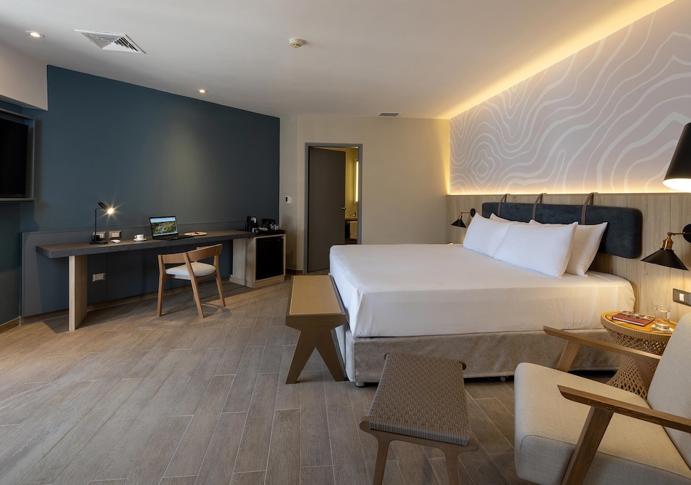 Family Suite, 2 Bedrooms, Garden View