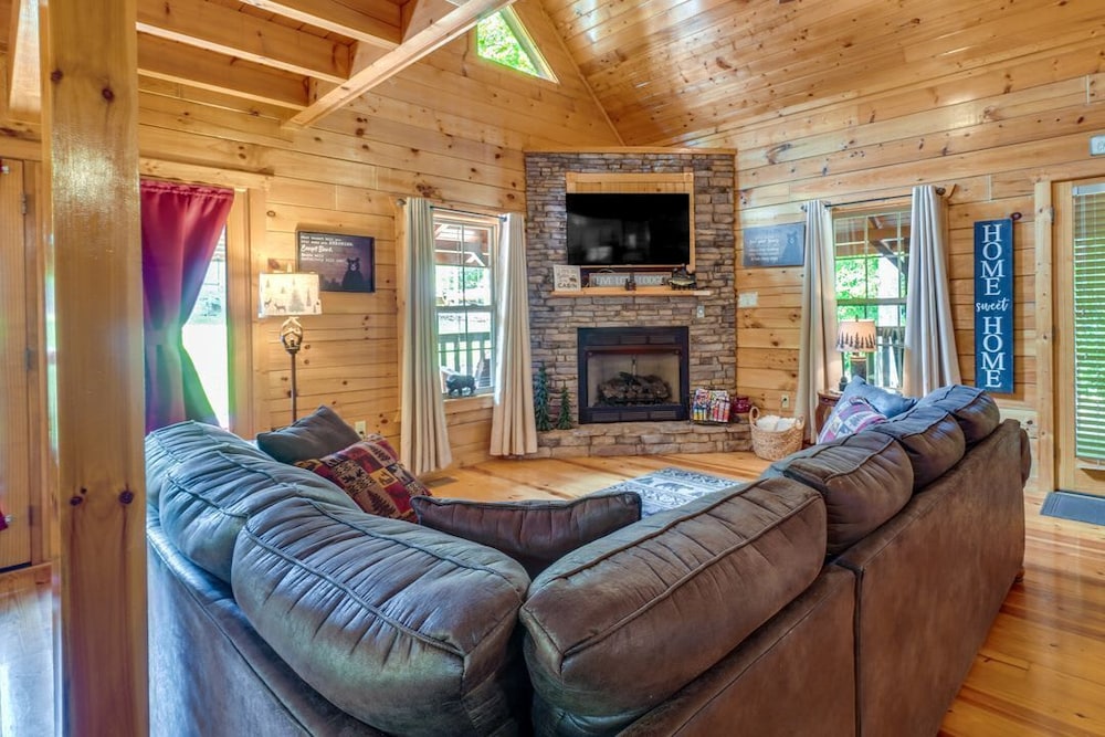 Gatlinburg Getaway - Private Theater Hot Tub, Kuva 26