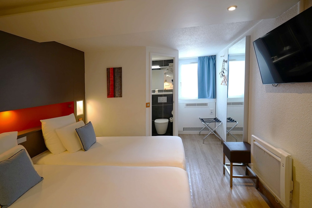 Premium Room, 2 Twin Beds, Non Smoking - Photo 1