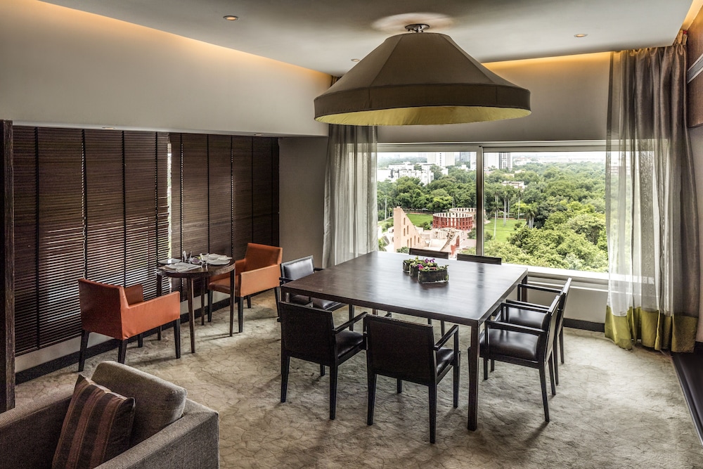 Deluxe Suite - Photo 5