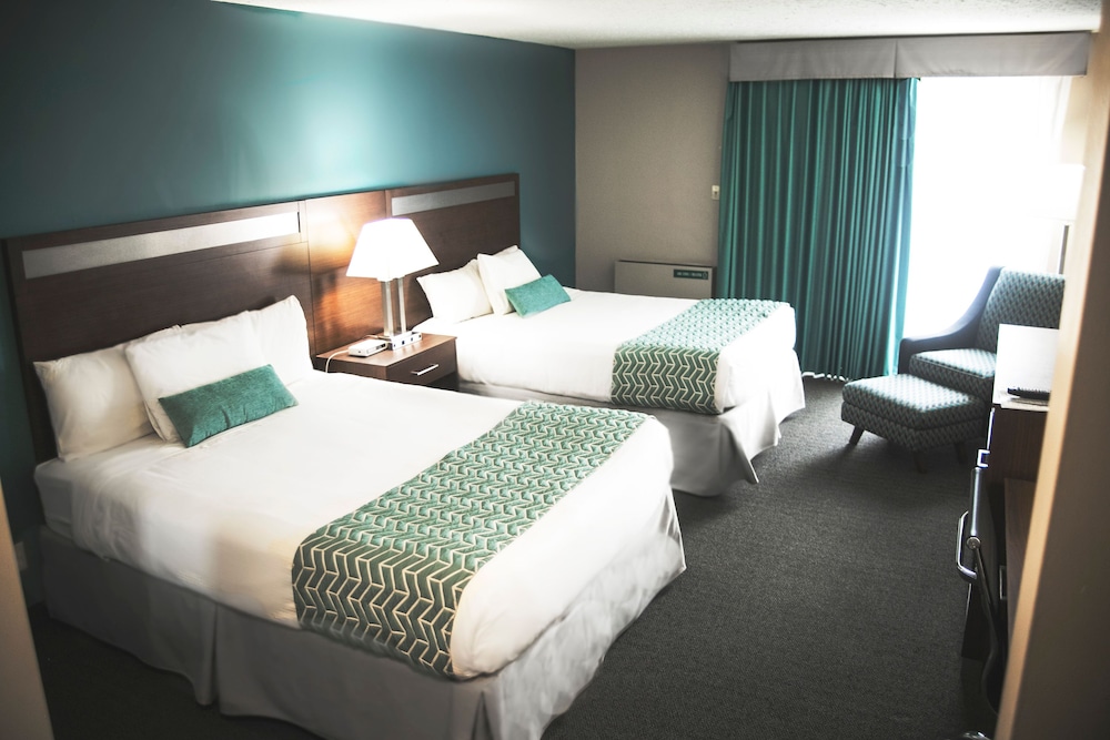 Business Room, 2 Queen Beds, Non Smoking - Photo 1