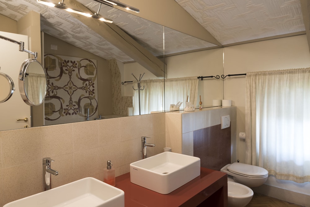 Family Room, 2 Bedrooms, Mezzanine photo 3