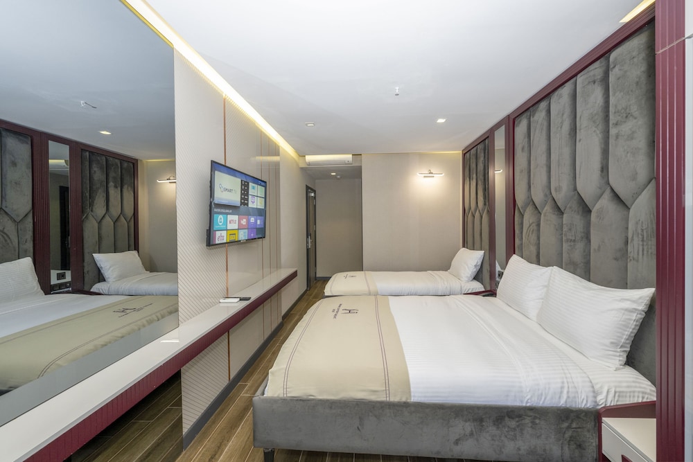 Deluxe Double or Twin Room - Photo 4