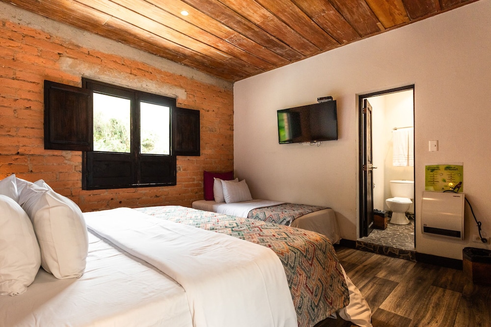 Standard Triple Room photo 1