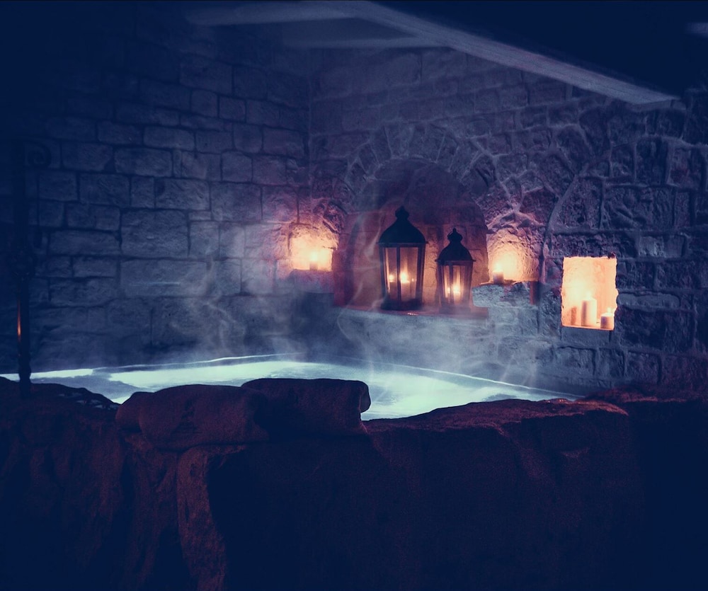 Romantic Suite, Jetted Tub (Trullo Astore) photo 3