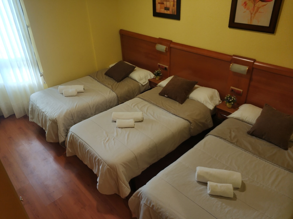 Triple Room - Photo 3
