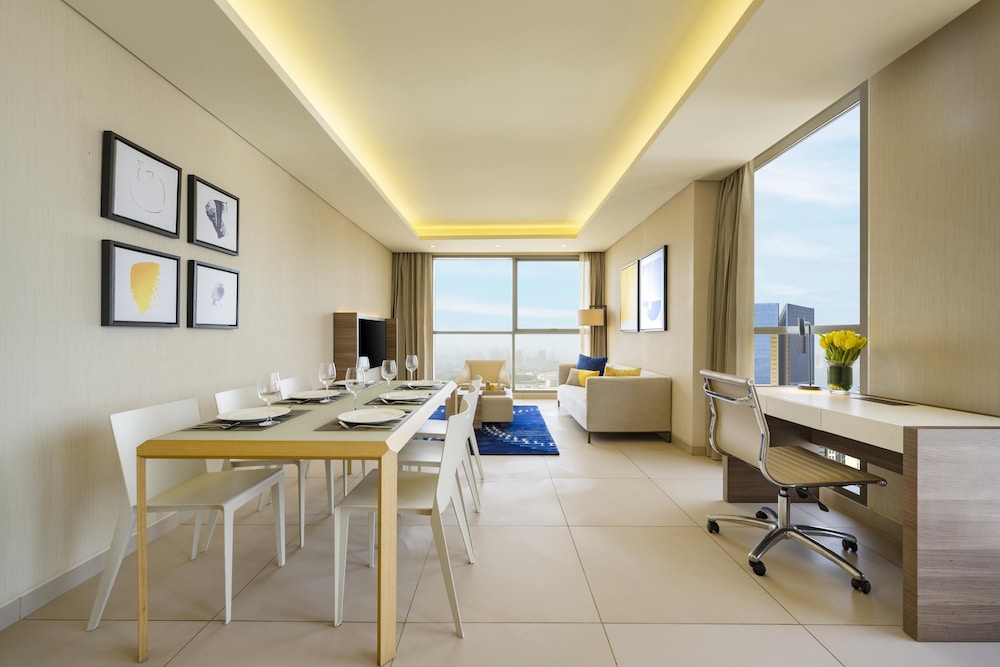 Suite, 2 Bedrooms, Sea View photo 2