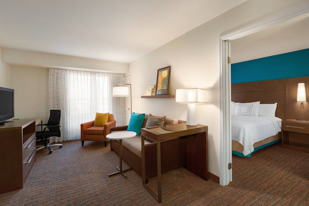 Suite, 1 Bedroom photo 2