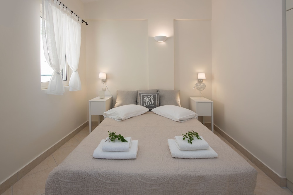 Superior Apartment, 2 Double Beds, Non Smoking, Sea View